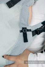 Ladda upp bild till gallerivisning, LennyUpGrade Mesh Carrier - LITTLE HERRINGBONE GREY - 75% Bomull, 25% polyester

