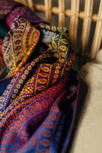 Ladda upp bild till gallerivisning, Lenny Lamb Woven Baby Wrap/Vävd sjal - PEACOCK'S TAIL - BOLERO - 100% bomull

