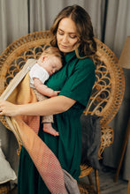 Ladda upp bild till gallerivisning, Lenny Lamb Woven Baby Wrap/Vävd sjal - BIG HERRINGBONE - FANDANGO - 100% bomull
