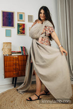 Laden Sie das Bild in den Galerie-Viewer, Lenny Lamb Woven Baby Wrap/Vävd sjal - PEANUT BUTTER - 100% bomull
