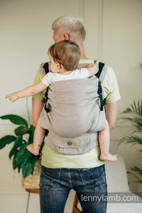 LennyPreschool Carrier - LITTLE HERRINGBONE ALMOND - 100% bomull