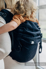 Ladda upp bild till gallerivisning, Lenny Buckle Onbuhimo PRO Carrier - PEACOCK'S TAIL - PITCH BLACK - 59% bomull, 41% merinoull- Preschool
