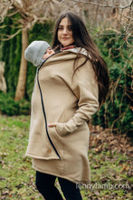 Laden Sie das Bild in den Galerie-Viewer, Asymmetrical Hoodie - Beige with Jurassic Park - Ice Desert
