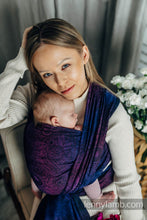 Laden Sie das Bild in den Galerie-Viewer, Lenny Lamb Woven Baby Wrap/Vävd sjal - WILD WINE - BOUQUET - 100% bomull
