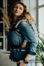 Laden Sie das Bild in den Galerie-Viewer, LennyPreschool Carrier - PETALS - RESTFUL - 100% bomull
