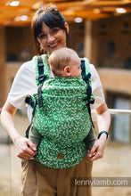 Laden Sie das Bild in den Galerie-Viewer, LennyUpGrade Carrier - ENCHANTED NOOK - EVERGREEN - 54% bomull, 46% Tencel™
