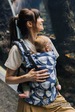 Laden Sie das Bild in den Galerie-Viewer, LennyUpGrade Carrier - VIRIDIFLORA - ROYAL BABY - 100% bambu viskos
