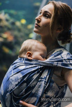 Laden Sie das Bild in den Galerie-Viewer, Lenny Lamb Woven Baby Wrap/Vävd sjal - VIRIDIFLORA - ROYAL BABY- 100% bambu viskos
