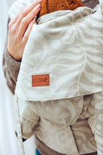Laden Sie das Bild in den Galerie-Viewer, LELIBA Zack Babytrage - Bungi Linen - 50 % Bio-Baumwolle, 50 % Leinen
