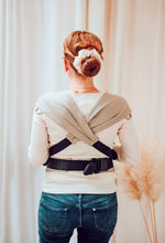 Laden Sie das Bild in den Galerie-Viewer, LELIBA Zack Babytrage - Gobi - 100 % Bio-Baumwolle
