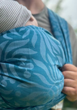 Ladda upp bild till gallerivisning, LELIBA Woven Baby Wrap/Vävd sjal - Bungi Coralie - 100% ekologisk bomull
