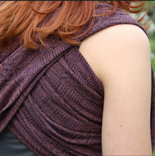 Laden Sie das Bild in den Galerie-Viewer, Vanamo Woven Wrap/Vävd sjal - Kide Kanerva - 75% ekologisk bomull, 25% linne
