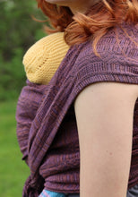 Laden Sie das Bild in den Galerie-Viewer, Vanamo Woven Wrap/Vävd sjal - Kide Kanerva - 75% ekologisk bomull, 25% linne
