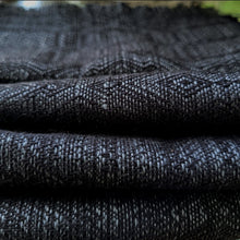 Laden Sie das Bild in den Galerie-Viewer, Vanamo Woven Wrap/Vävd sjal - Kide Sysi - 40% ekologisk bomull, 30% linne, 30% merinoull - Utförsäljning!
