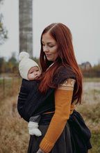 Laden Sie das Bild in den Galerie-Viewer, Vanamo Woven Wrap/Vävd sjal - Kide Sysi - 40% ekologisk bomull, 30% linne, 30% merinoull - Utförsäljning!
