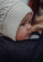 Laden Sie das Bild in den Galerie-Viewer, Vanamo Woven Wrap/Vävd sjal - Kide Sysi - 40% ekologisk bomull, 30% linne, 30% merinoull - Utförsäljning!
