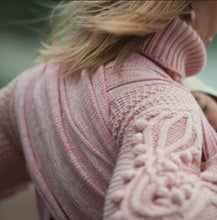 Laden Sie das Bild in den Galerie-Viewer, Vanamo Woven Wrap/Vävd sjal - Kide Hattara, toddler - 65% ekologiskt linne, 35% ekologisk bomull
