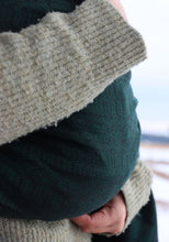 Load image into Gallery viewer, Vanamo Ring Sling - Kide Mielikki - 65% merino wool, 35% organic cotton
