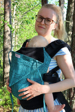 Laden Sie das Bild in den Galerie-Viewer, Wompat Baby Carrier Neva - 100% ekologisk bomull
