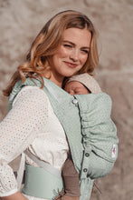 Laden Sie das Bild in den Galerie-Viewer, Flip Baby Carrier - Heart2Heart Mint - 100% ekologisk bomull
