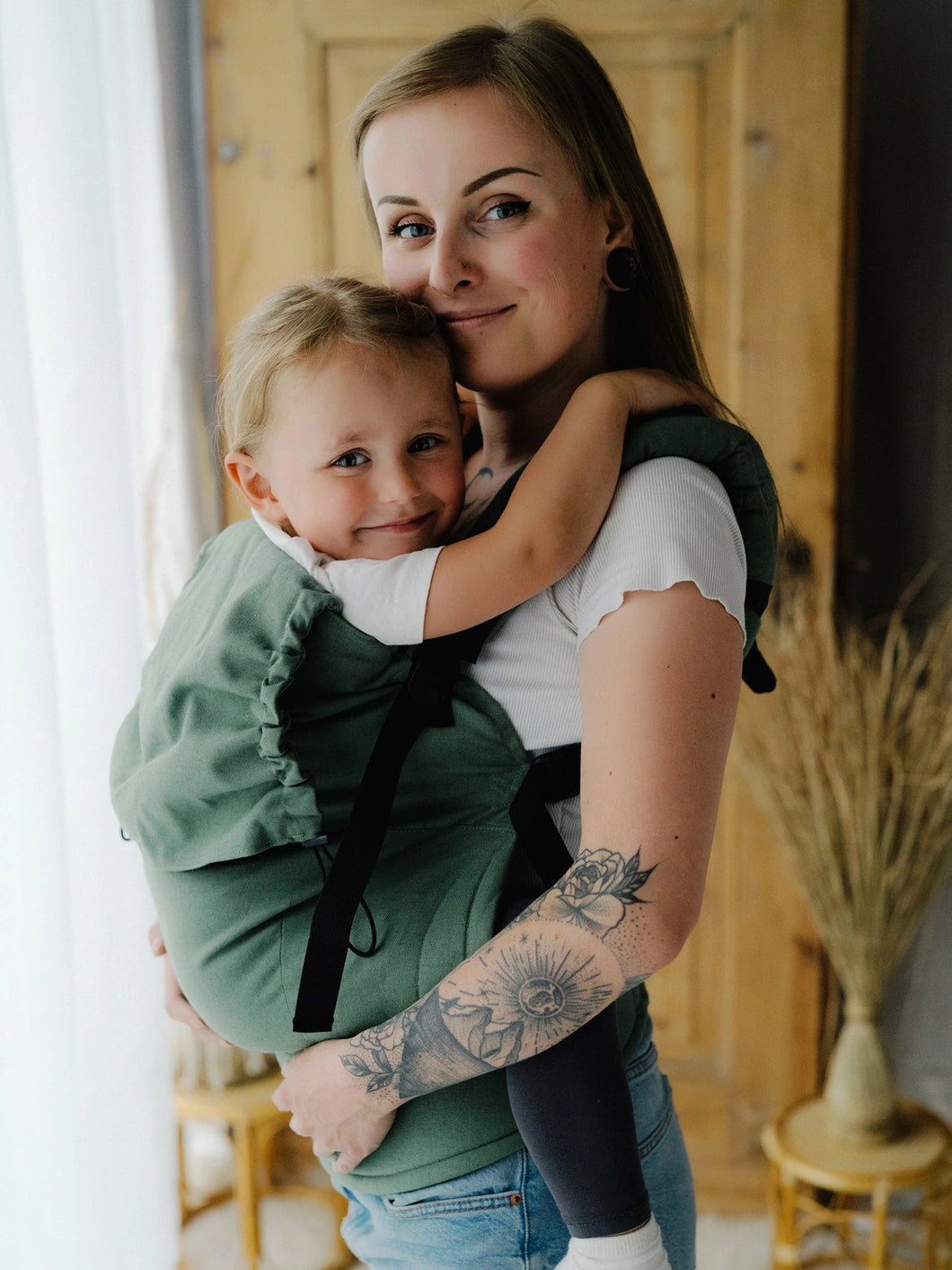 Little Frog Babytrage Preschooler – Leinen Salbeigrün – 85 % Baumwolle, 15 % Leinen