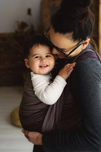 Laden Sie das Bild in den Galerie-Viewer, Little Frog Baby Wrap - Bronzite - 100% kammad bomull
