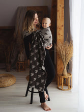 Laden Sie das Bild in den Galerie-Viewer, Little Frog Ring Sling - Tencel™ Silver Path - 50% gekämmte Baumwolle, 50% Tencel

