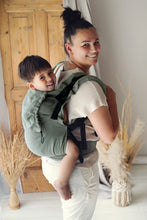 Laden Sie das Bild in den Galerie-Viewer, Little Frog Baby Carrier Preschooler - Pure Linen Grove - 100% linne
