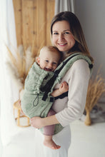 Laden Sie das Bild in den Galerie-Viewer, Little Frog Ergonomic Baby Carrier Prime V3 - Flow Lightness with linen - Dandelion - 75% bomull, 25% linne
