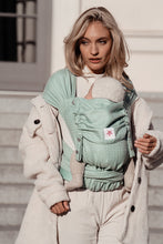 Laden Sie das Bild in den Galerie-Viewer, WrapStar Baby Carrier - Heart2Heart Mint - 100% ekologisk bomull
