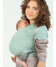 Laden Sie das Bild in den Galerie-Viewer, ISARA Strick-Babytragetuch - Frosty Green
