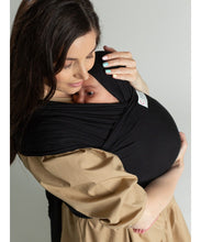 Laden Sie das Bild in den Galerie-Viewer, ISARA Strick-Babytragetuch - Onyx Black
