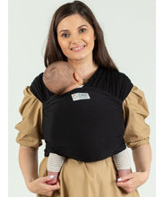 Laden Sie das Bild in den Galerie-Viewer, ISARA Strick-Babytragetuch - Onyx Black
