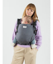 Laden Sie das Bild in den Galerie-Viewer, ISARA Preschooler Carrier - Graphite Linen - 100% linne

