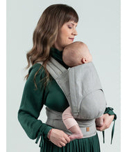 Laden Sie das Bild in den Galerie-Viewer, ISARA Quick Half Buckle Carrier - Misty Linen - 100% linne
