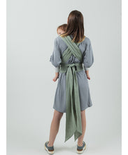 Load image into Gallery viewer, ISARA Quick Half Buckle Carrier - Sage Green Linen - 100% linne
