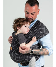 Laden Sie das Bild in den Galerie-Viewer, ISARA QuickTie Carrier - Diamonda Black - 100% ekologisk bomull
