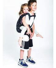 Laden Sie das Bild in den Galerie-Viewer, ISARA The ONE - Diamonda Black - 100% ekologisk bomull
