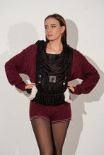 Laden Sie das Bild in den Galerie-Viewer, Flip X Babytrage - Lilenia Black Beauty - 100% Bambusviskose
