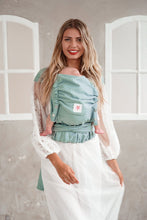 Laden Sie das Bild in den Galerie-Viewer, WrapStar Baby Carrier - Heart2Heart Mint - 100% ekologisk bomull
