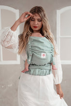 Laden Sie das Bild in den Galerie-Viewer, WrapStar Baby Carrier - Heart2Heart Mint - 100% ekologisk bomull
