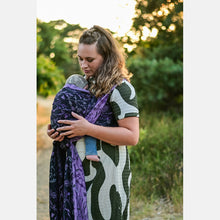 Load image into Gallery viewer, Yaro woven shawl - Terra Duo Black Silver Orchid Silk - 90% cotton, 10% silk
