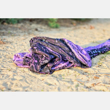 Load image into Gallery viewer, Yaro woven shawl - Terra Duo Black Silver Orchid Silk - 90% cotton, 10% silk
