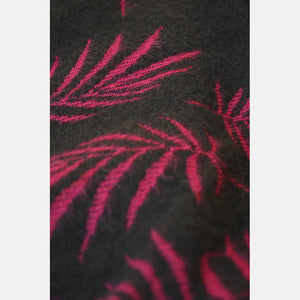 Yaro Blanket - Bahamas Black Magenta Wool - Utförsäljning!