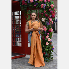 Ladda upp bild till gallerivisning, Yaro vävd sjal - Dandy Duo Red Gold Wool Blend - 70% bomull, 20% ull, 10% silke - Utförsäljning!
