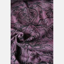 Load image into Gallery viewer, Yaro ringsjal - Elvish Duo Black Purple Cashmere Ring Sling - 50% bomull, 50% kashmir - Utförsäljning!
