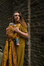 Laden Sie das Bild in den Galerie-Viewer, Yaro vävd sjal - Elvish Duo Yellow Purple Tencel Seacell - 55% bomull, 30% tencel, 15% seacell - Utförsäljning!
