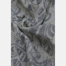 Load image into Gallery viewer, Yaro woven wrap - Four Winds Light-Grey Delave Linen - 60% cotton, 40% linen
