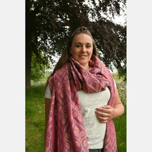 Load image into Gallery viewer, Yaro Woven wrap - La Vita Duo Beige Pale Pink Wool Blend - 50% wool, 40% cotton, 10% silk
