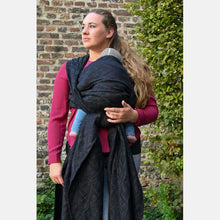 Load image into Gallery viewer, Yaro woven wrap - La Vita Duo Black Alpaca Red Glam - 69% cotton, 30% baby alpaca, 1% glitter
